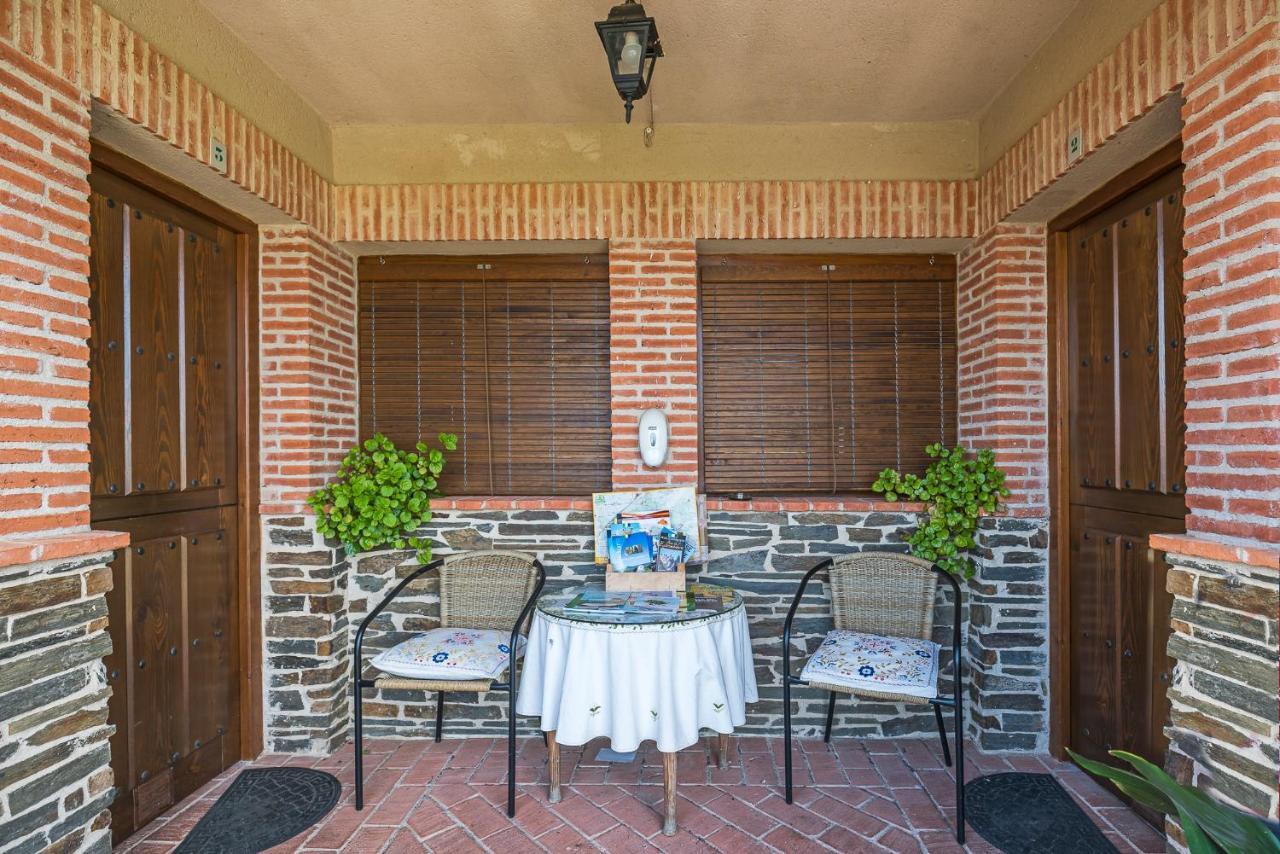 La Jara - Apartamentos Rurales Serrejon Exterior photo